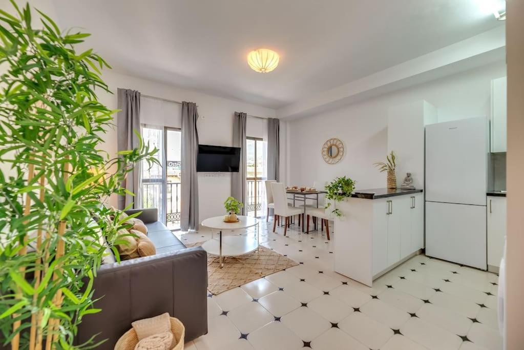 Lxr La Perla Renovated 2Hab. Apt ベナルマデナ エクステリア 写真