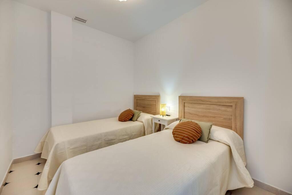 Lxr La Perla Renovated 2Hab. Apt ベナルマデナ エクステリア 写真
